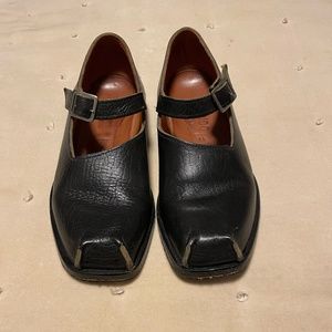 Cydwoq black leather Mary Janes Size 38